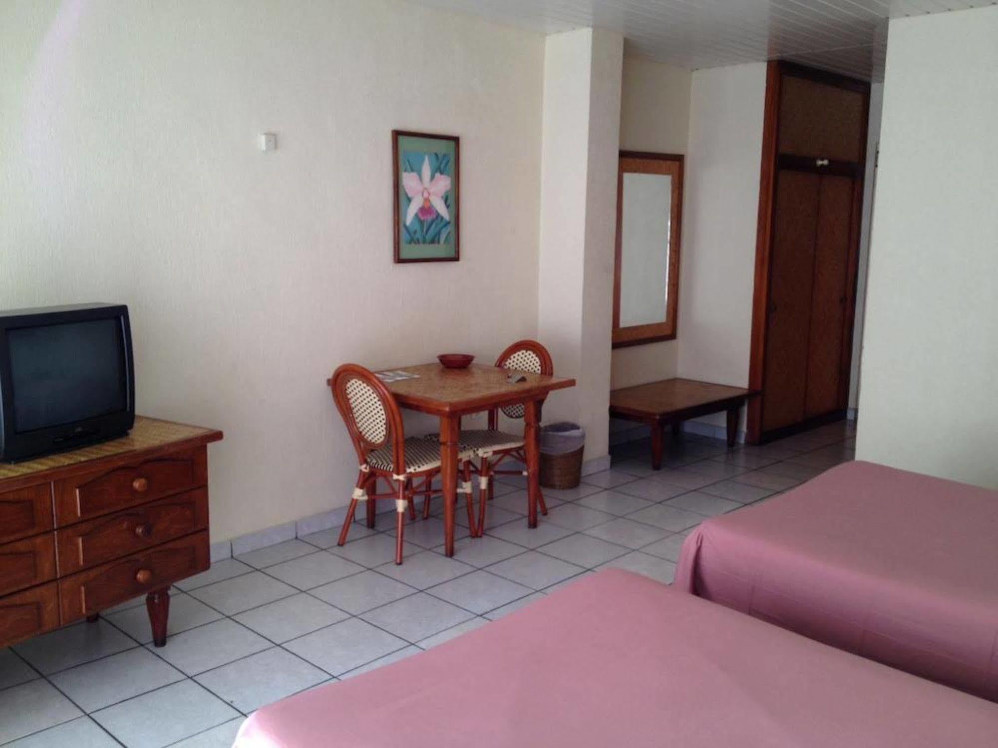 Hotel Tiare Tahiti Papeete  Kültér fotó